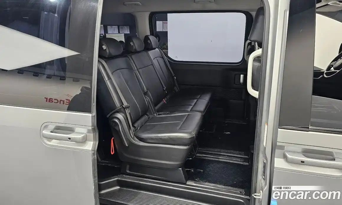 Hyundai Staria 2023 2.2 гидро в Москве № 44114, фото 12