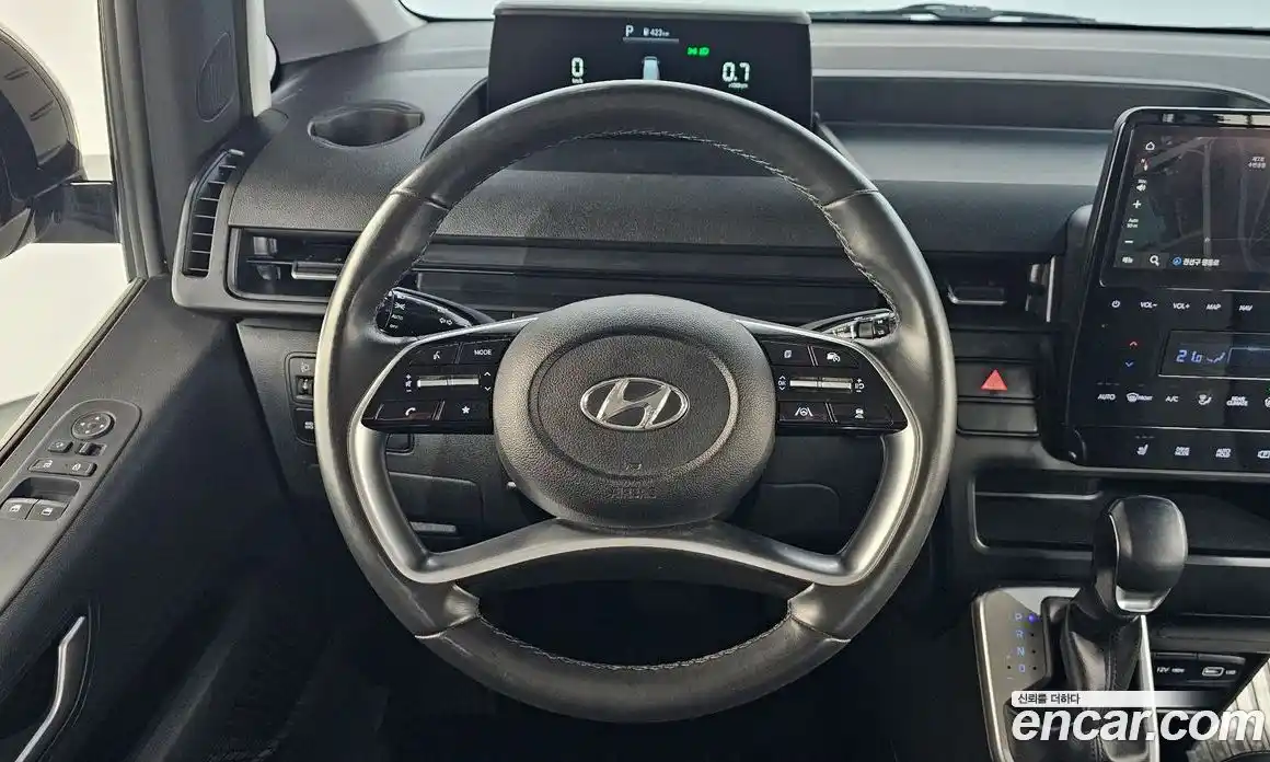 Hyundai Staria 2023 2.2 гидро в Москве № 44114, фото 13