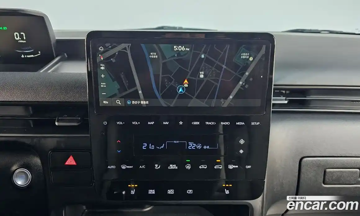 Hyundai Staria 2023 2.2 гидро в Москве № 44114, фото 15