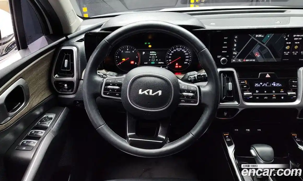 Kia Sorento 2023 2.2 гидро в Москве № 121177, фото 13