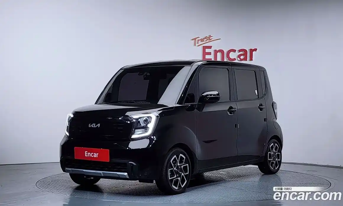 Kia Ray 2023 1.0 Автомат в Москве № 1244782, фото 1