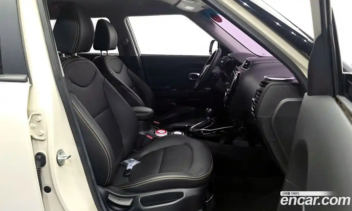 Kia Soul 2014 1.6 гидро в Москве № 1244882, фото 11