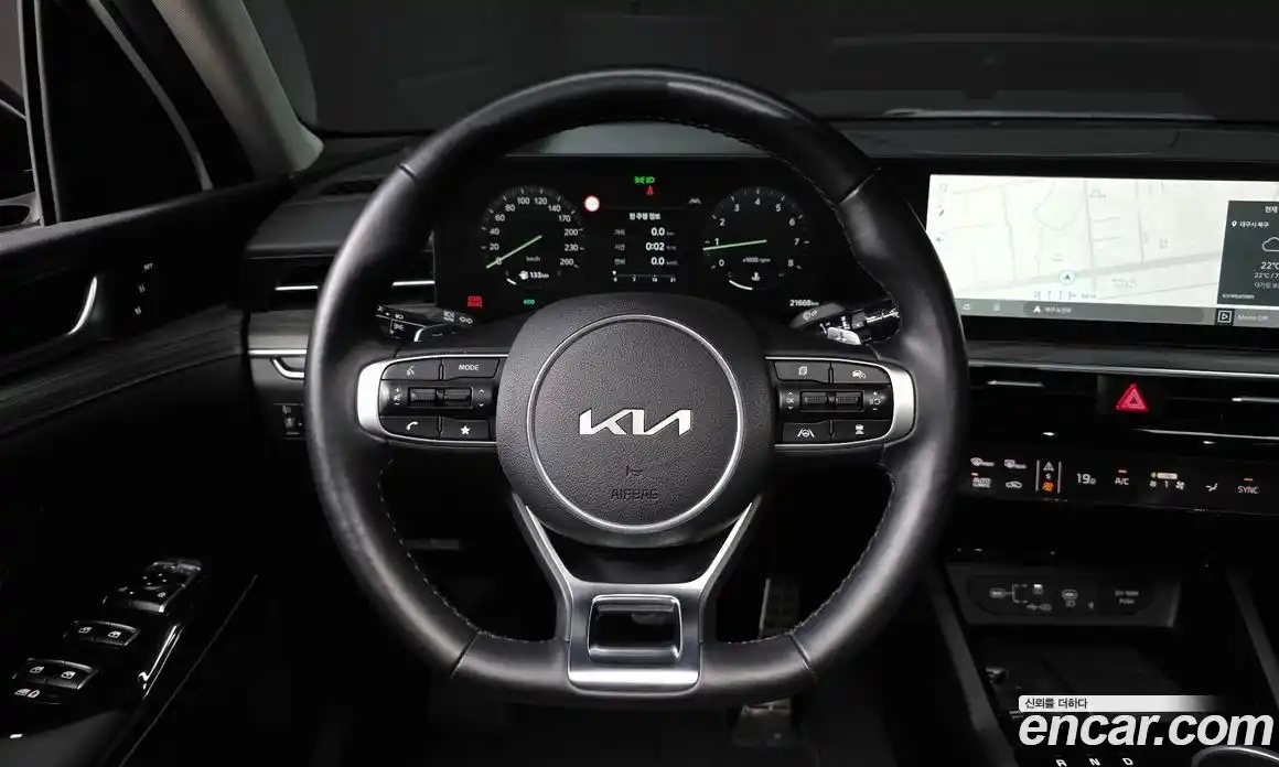 Kia K5 2024 1.6 гидро в Москве № 1245083, фото 13