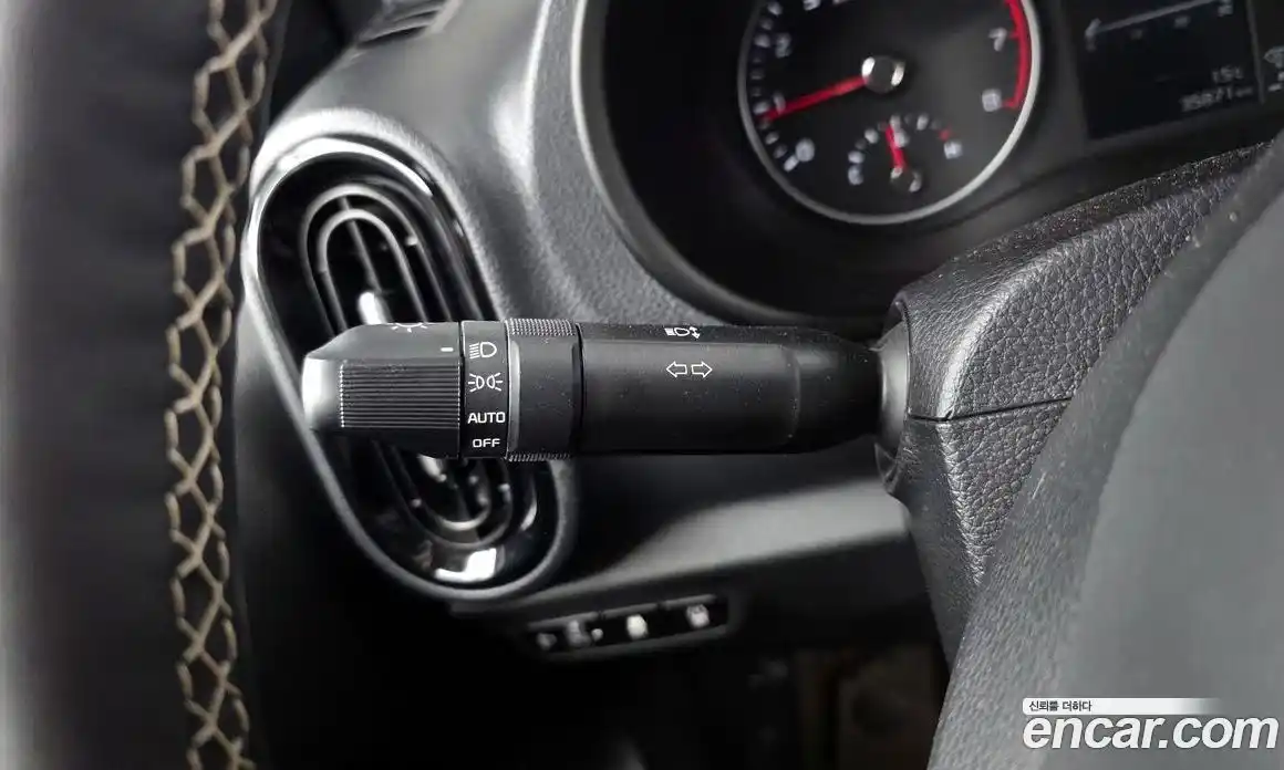 Kia Morning 2021 1.0 Автомат в Москве № 1245343, фото 18