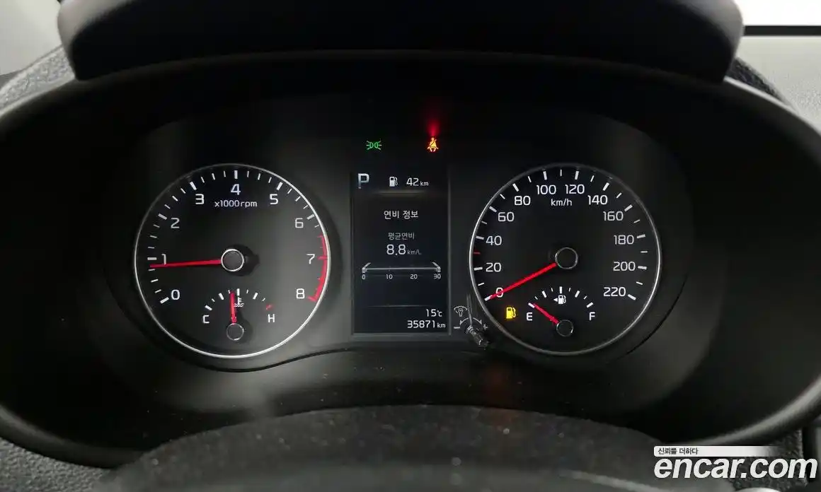 Kia Morning 2021 1.0 Автомат в Москве № 1245343, фото 8