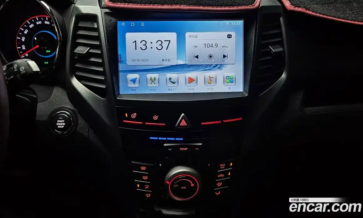 SsangYong TIBOLI 2018 1.6 Автомат в Москве № 1246226, фото 14