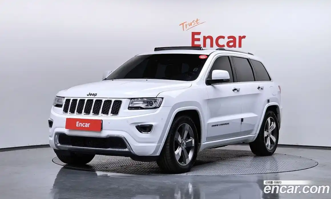 Jeep Cherokee 2016 3.6 гидро в Москве № 1247259, фото 1