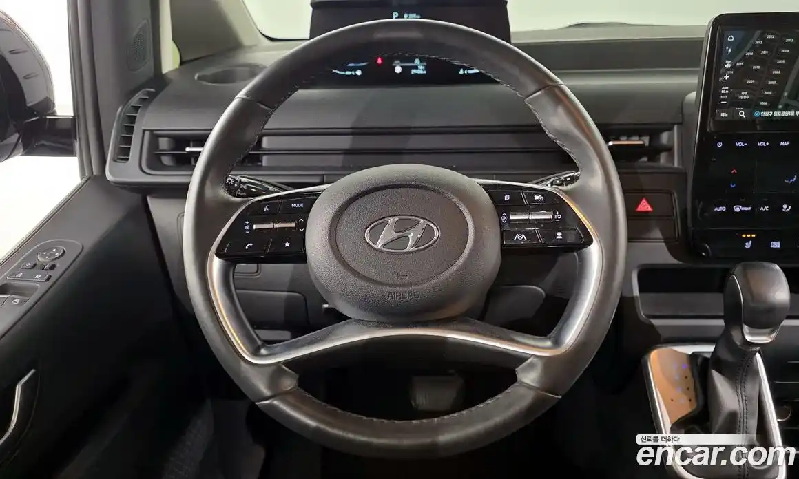 Hyundai Staria 2022 2.2 гидро в Москве № 1247862, фото 13