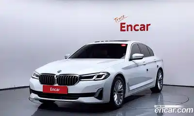 BMW 5-Series, 2022