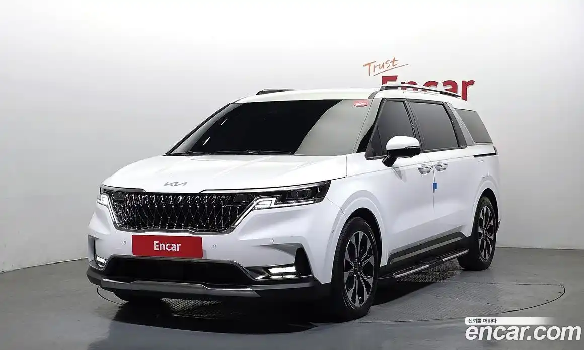 Kia Canival 2023 3.5 гидро в Москве № 1248305, фото 1