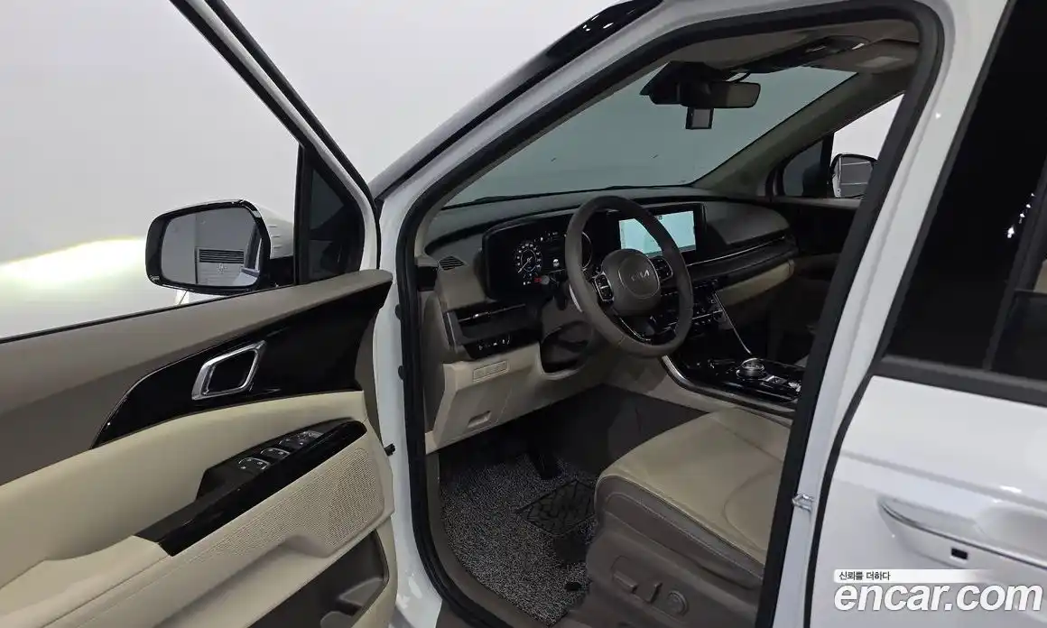 Kia Canival 2023 3.5 гидро в Москве № 1248305, фото 10