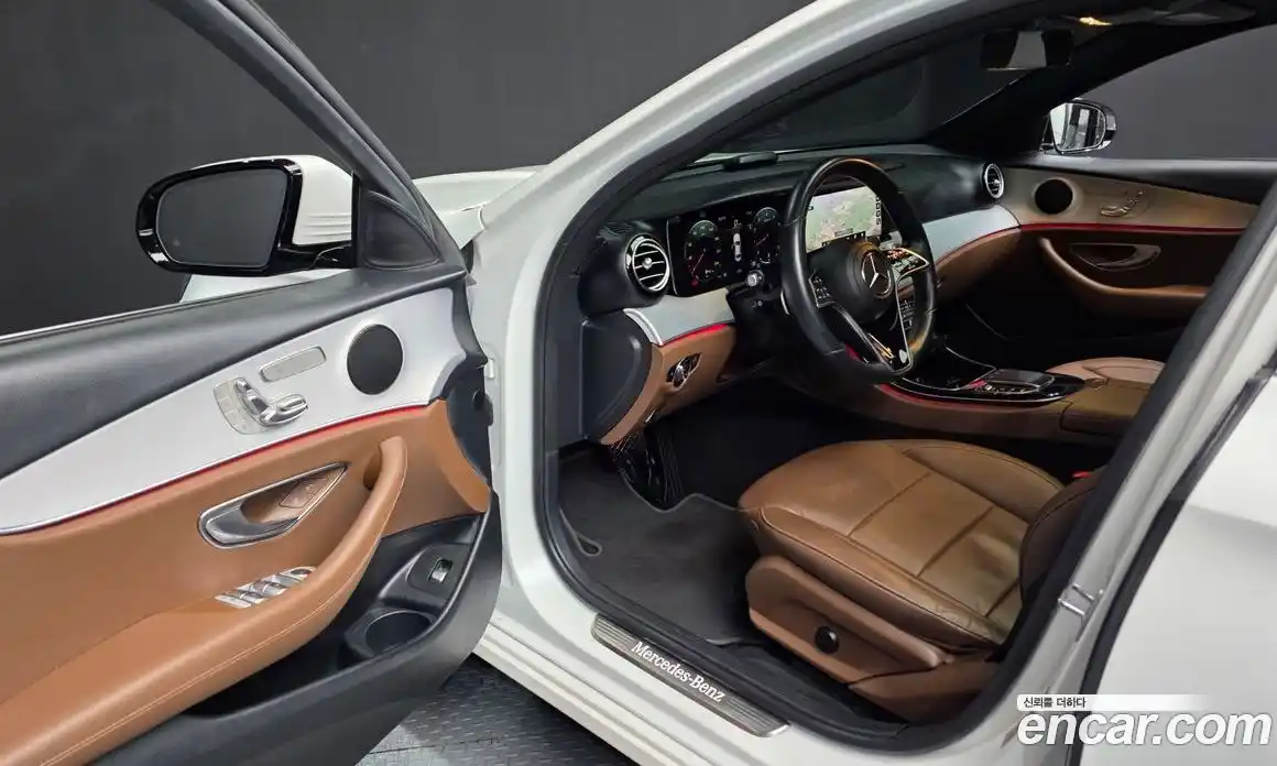 Mercedes-Benz E-Class 2021 2.0 гидро в Москве, фото 10