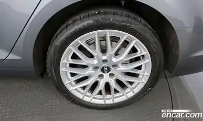 Audi A4 2018 2.0 гидро в Москве № 1249520, миниатюра 5