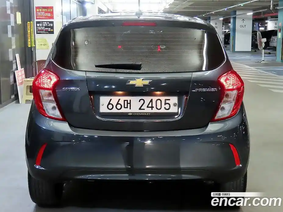Chevrolet Spark 2018 1.0 вариатор в Москве, фото 4