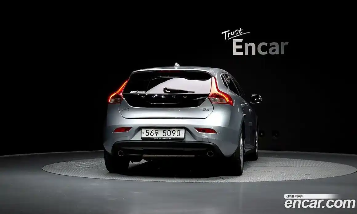 Volvo V40 2013 2.0 гидро в Москве № 1249983, фото 4