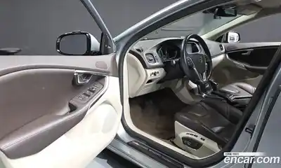 Volvo V40 2013 2.0 гидро в Москве № 1249983, миниатюра 10