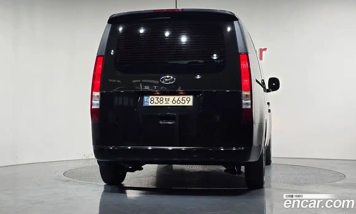 Hyundai Staria 2023 2.2 гидро в Москве № 1278139, фото 4