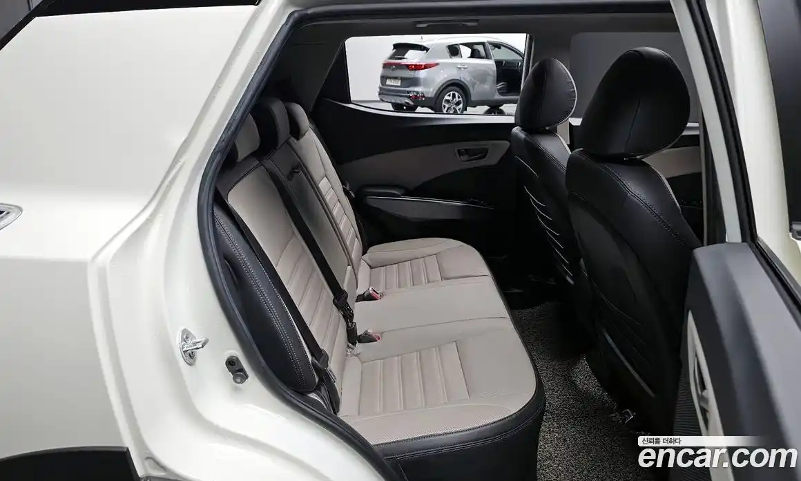 SsangYong TIBOLI 2024 1.5 Автомат в Москве № 1278400, фото 10