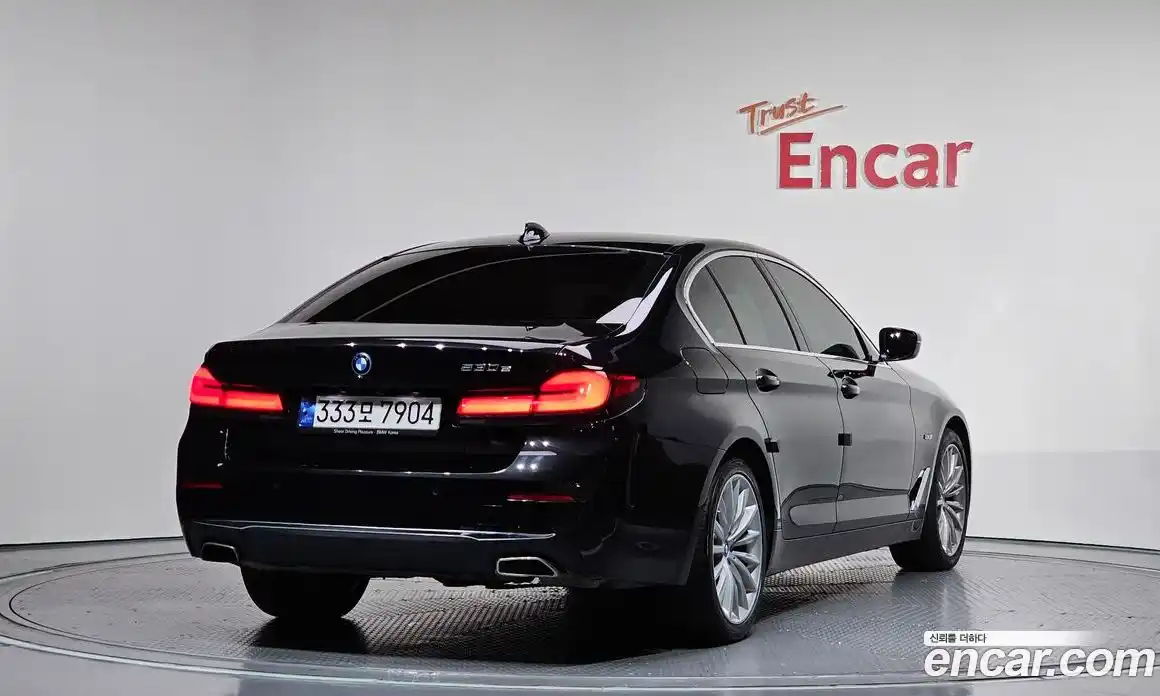 BMW 5-Series 2023 2.0 гидро в Москве № 1279221, фото 1
