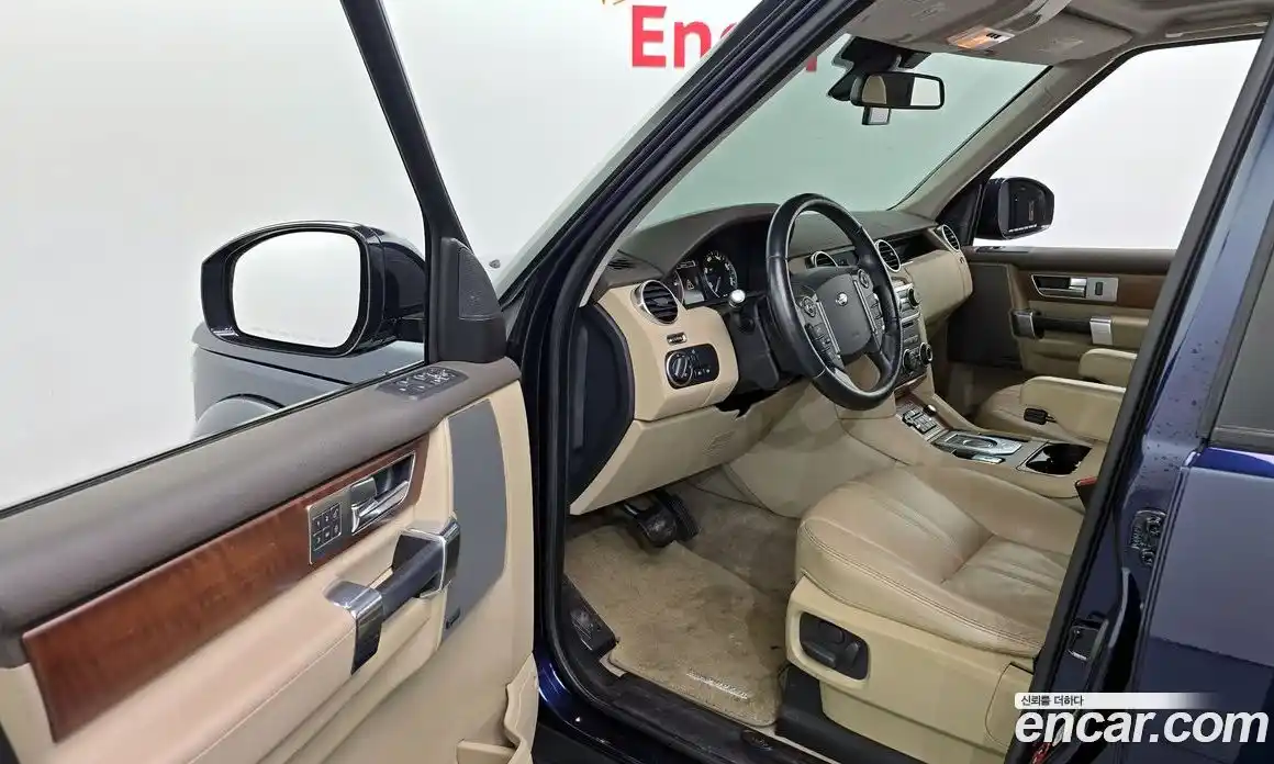 Land Rover Discovery 2016 3.0 гидро в Москве № 1280913, фото 10