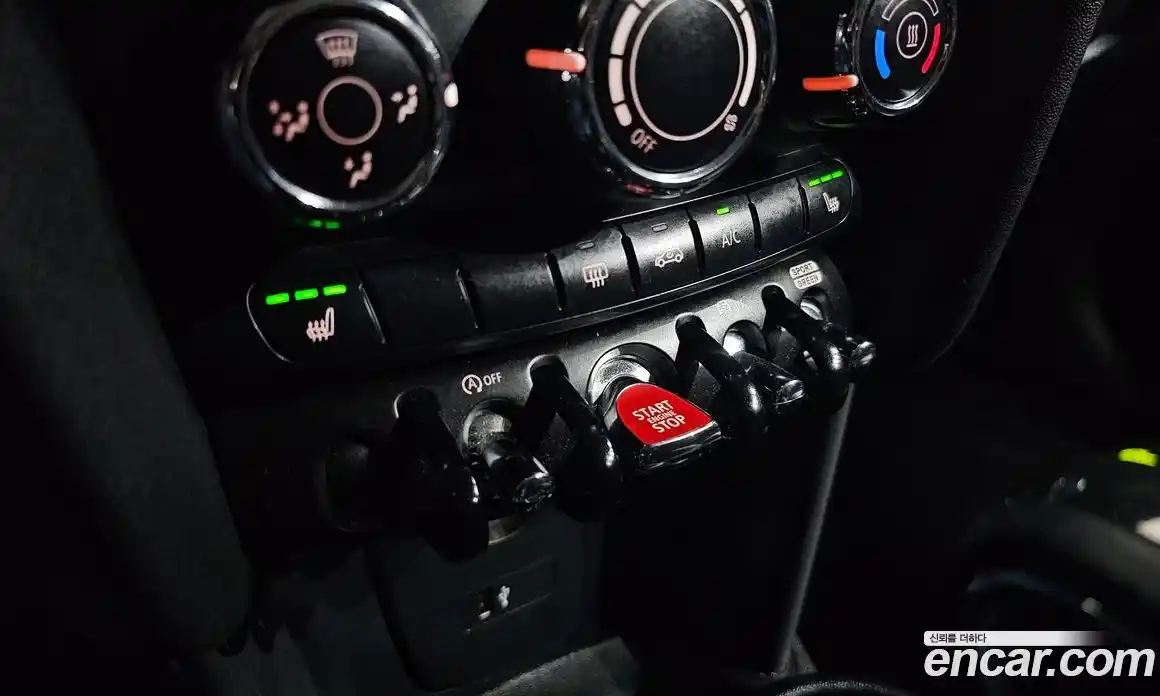 Mini Cooper 2019 1.5 гидро в Москве № 1281105, фото 19
