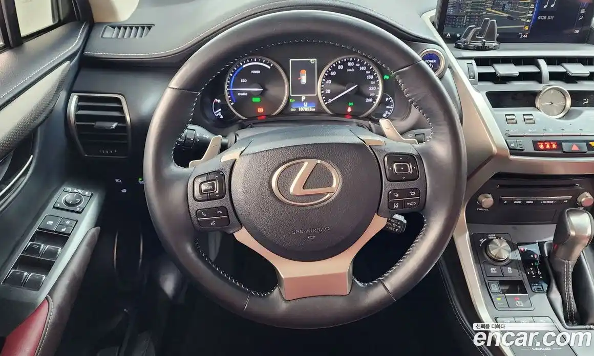 Lexus NX 2018 2.5 гидро в Москве № 1281362, фото 13