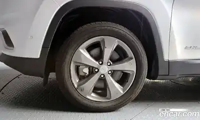 Jeep Cherokee 2021 2.4 гидро в Москве № 1281775, миниатюра 5
