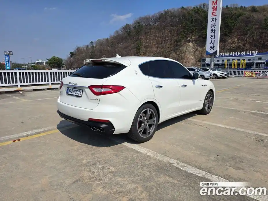 Maserati Levante 2020 3.0 гидро в Москве № 1283350, фото 5