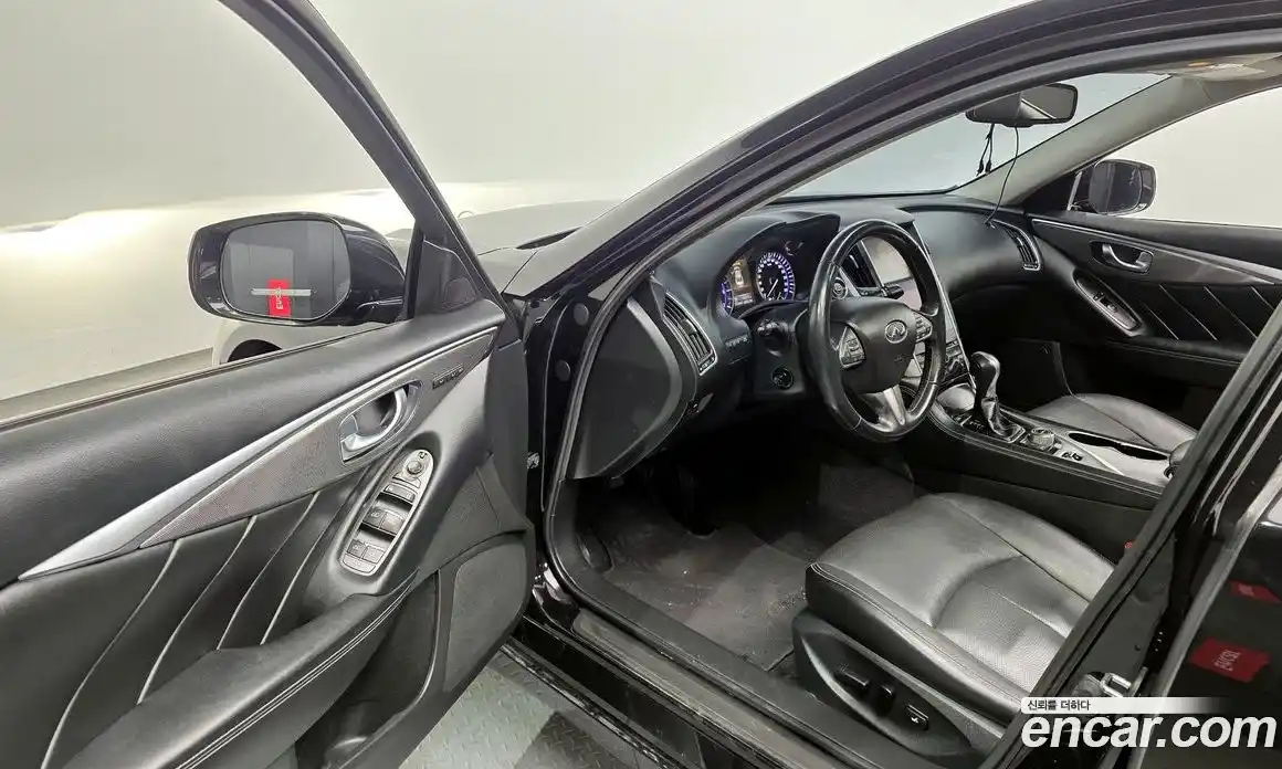 Infiniti Q50 2016 2.1 гидро в Москве № 1283658, фото 10