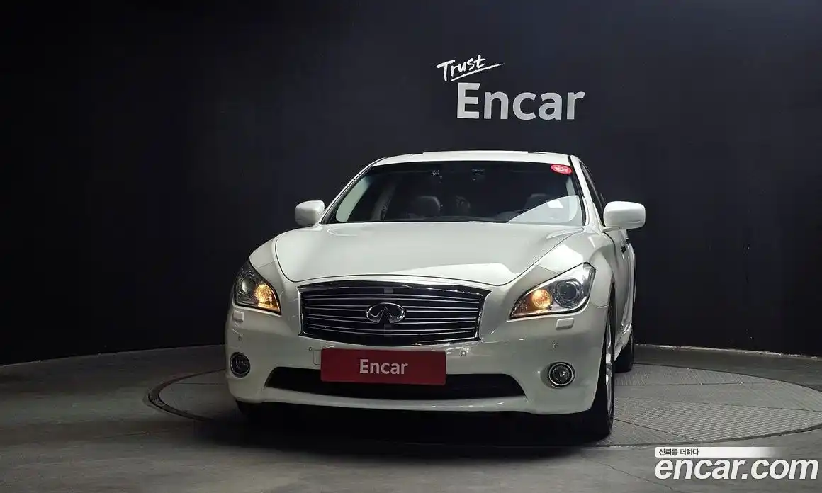 Infiniti M 2010 3.7 гидро в Москве № 1283675, фото 3