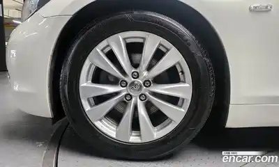 Infiniti M 2010 3.7 гидро в Москве № 1283675, миниатюра 5