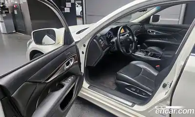 Infiniti M 2010 3.7 гидро в Москве № 1283675, миниатюра 10
