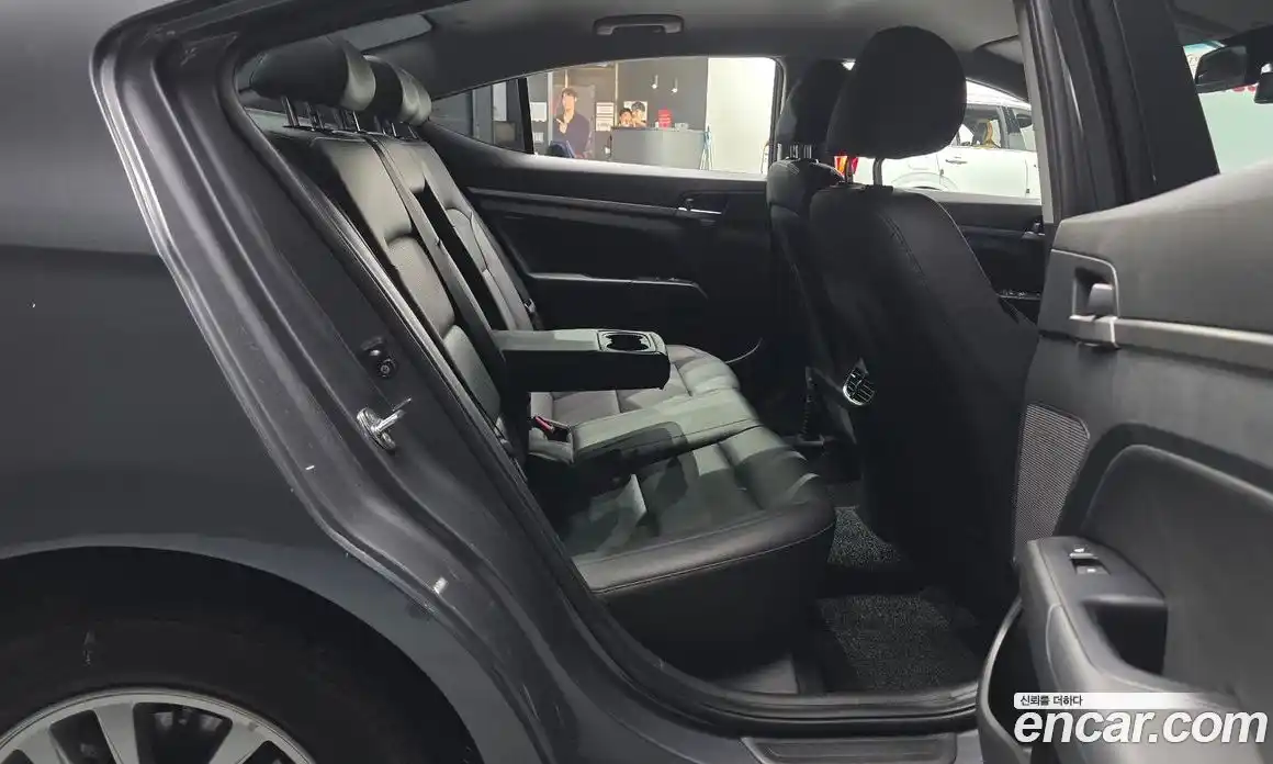 Hyundai Avante 2019 1.6 гидро в Москве № 1288503, фото 12