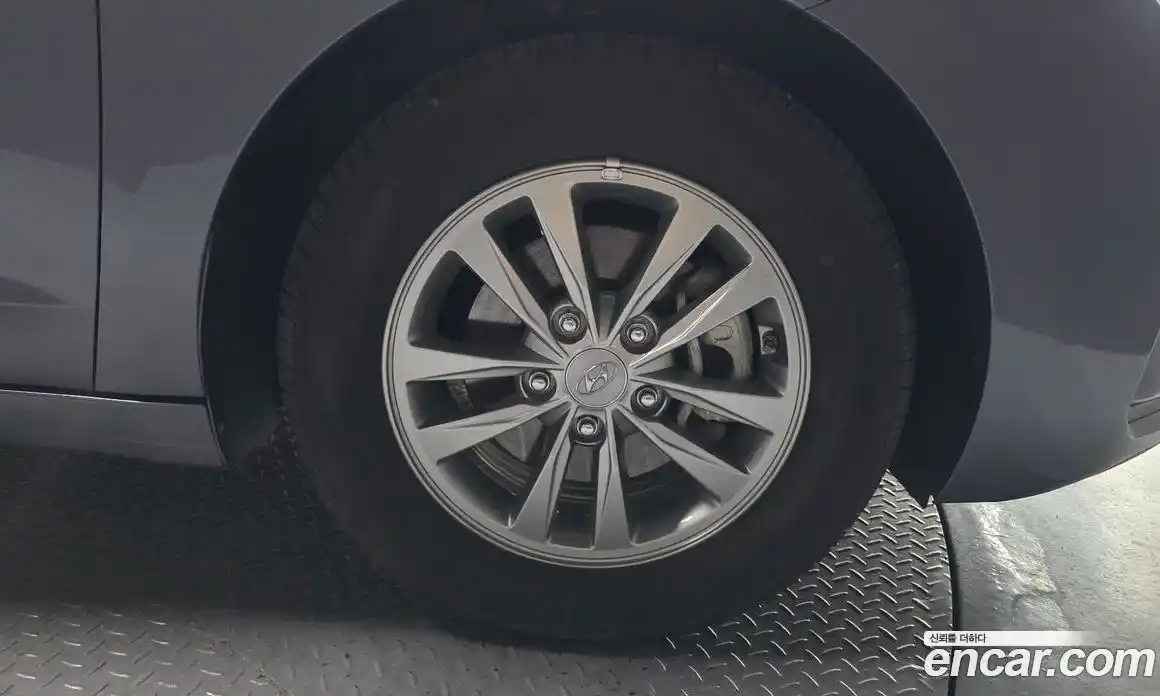 Hyundai Avante 2019 1.6 гидро в Москве № 1288503, фото 5