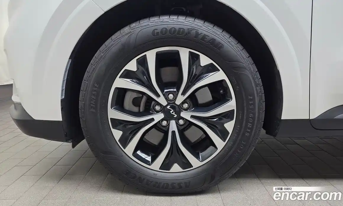 Kia Canival 2023 2.2 Автомат в Москве № 1288890, фото 5