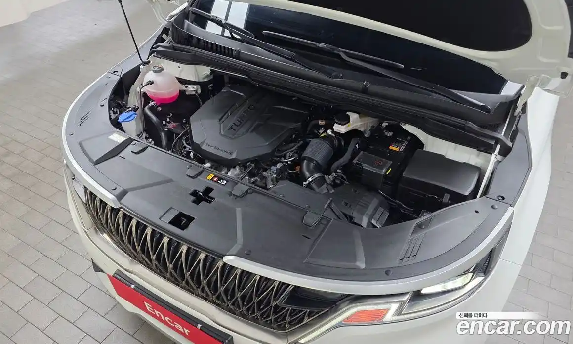 Kia Canival 2023 2.2 Автомат в Москве № 1288890, фото 6