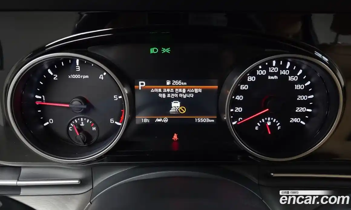 Kia Canival 2023 2.2 Автомат в Москве № 1288890, фото 8