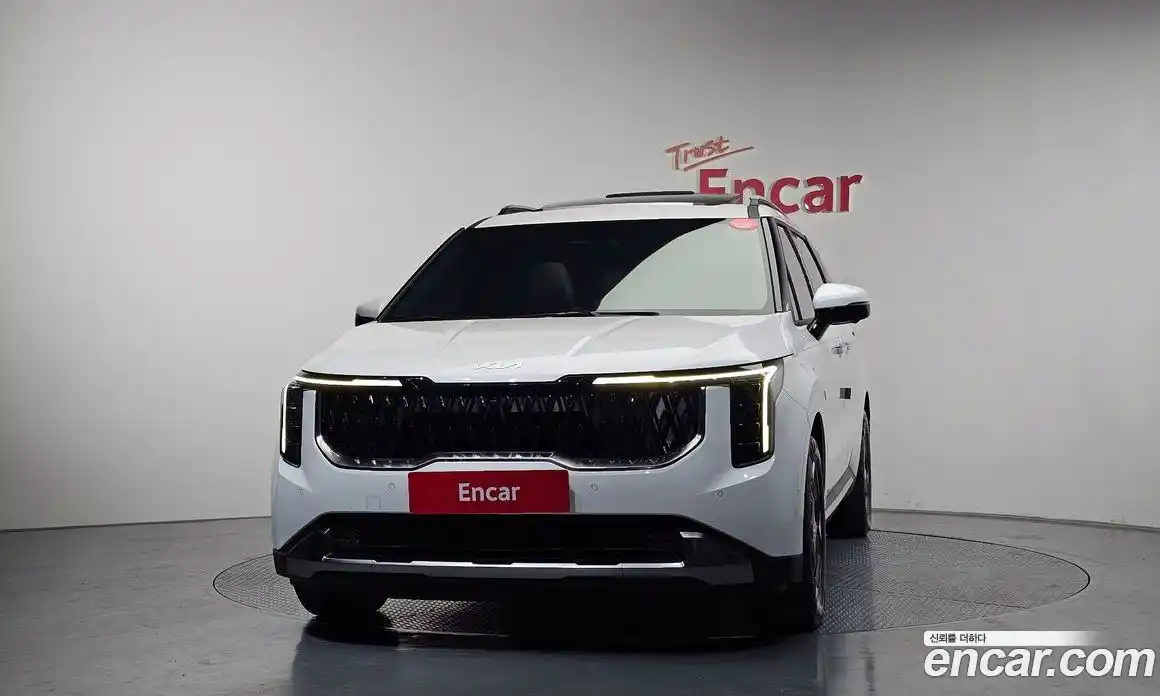 Kia Canival 2024 1.6 Автомат в Москве № 1288958, фото 3