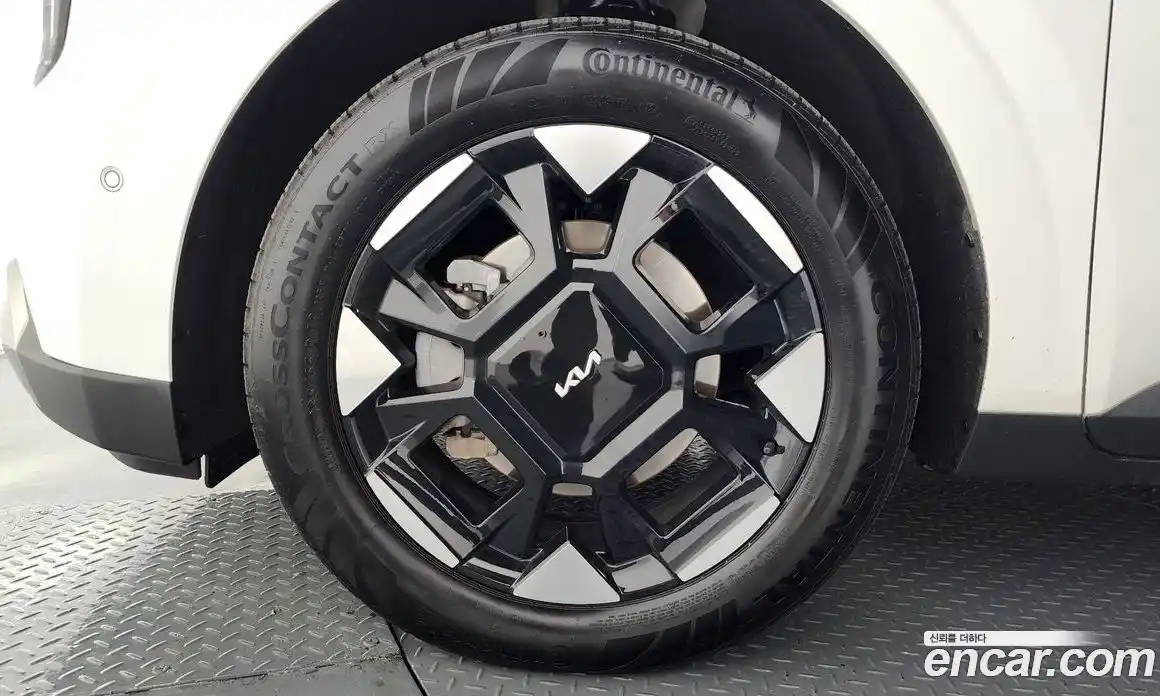 Kia Canival 2024 1.6 Автомат в Москве № 1288958, фото 5