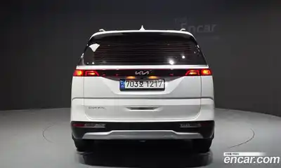 Kia Canival 2023 2.2 Автомат в Москве № 1288985, миниатюра 4