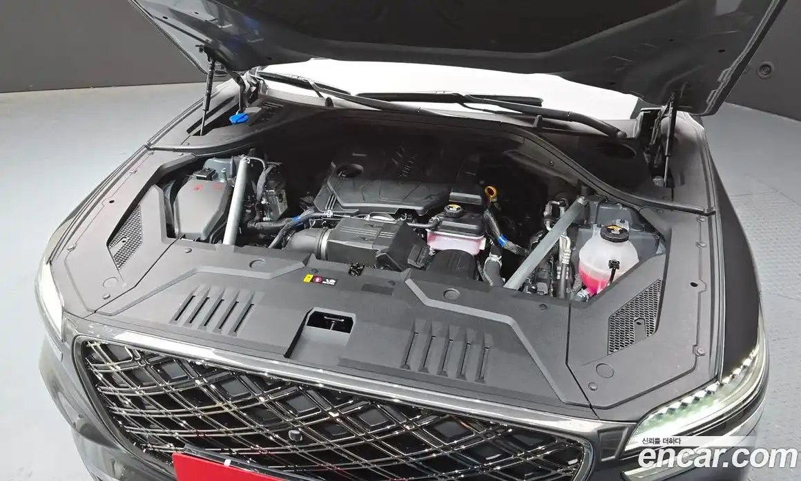 Genesis GV70 2024 2.5 Автомат в Москве № 1289110, фото 6