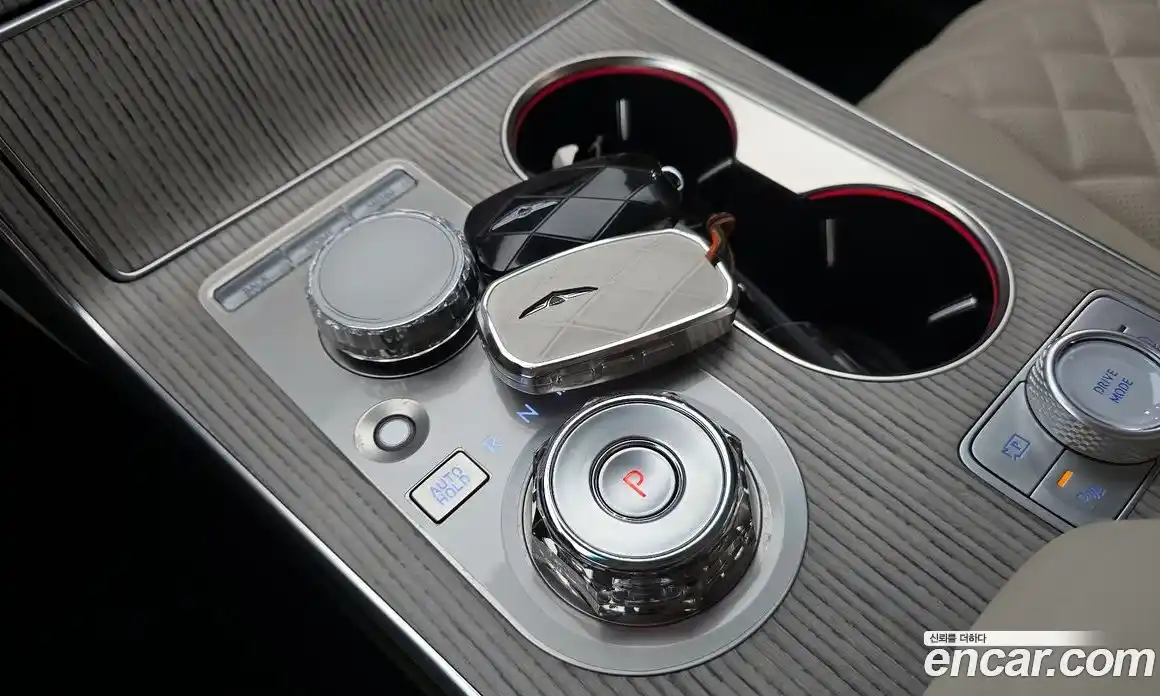 Genesis GV80 2024 2.5 Автомат в Москве № 1289112, фото 9