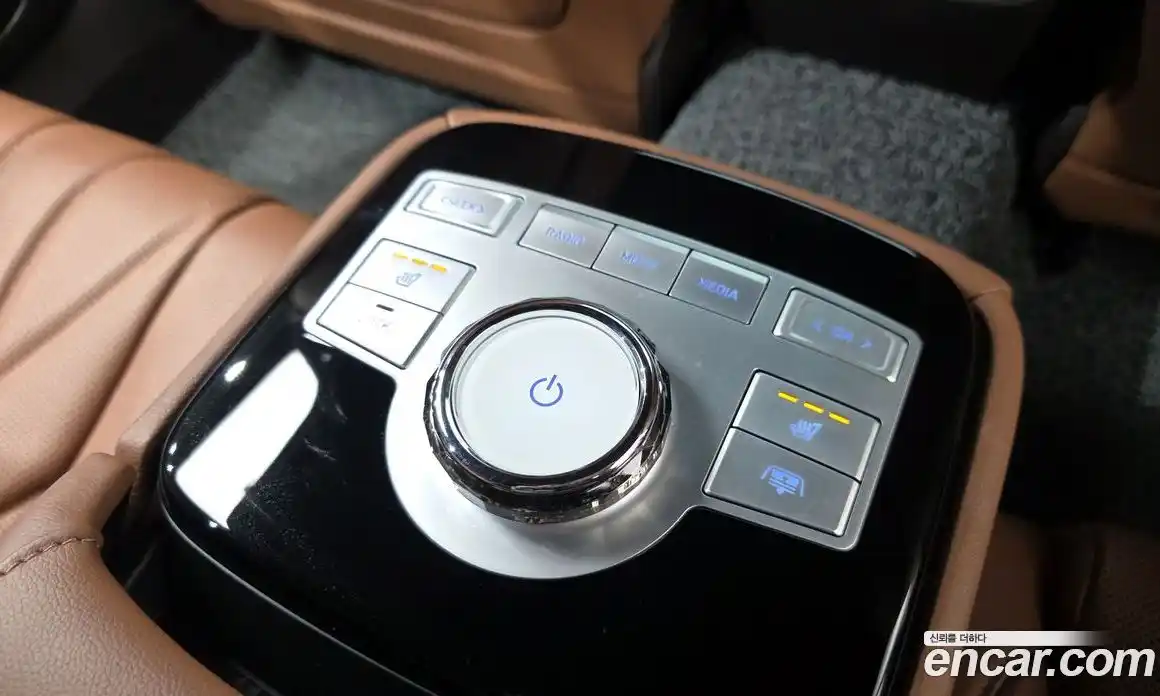 Genesis G80 2023 2.5 Автомат в Москве № 1289117, фото 20