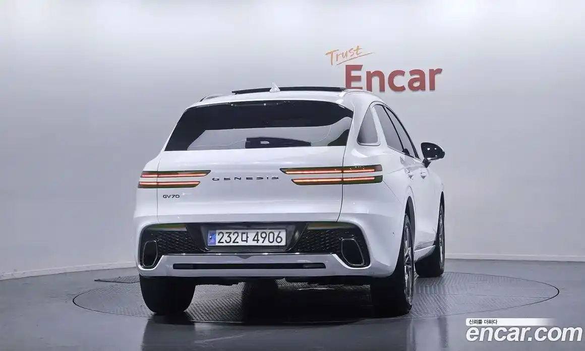 Genesis GV70 2023 2.5 Автомат в Москве № 1289122, фото 4