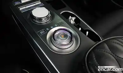 Genesis GV70 2023 2.5 Автомат в Москве № 1289122, миниатюра 9