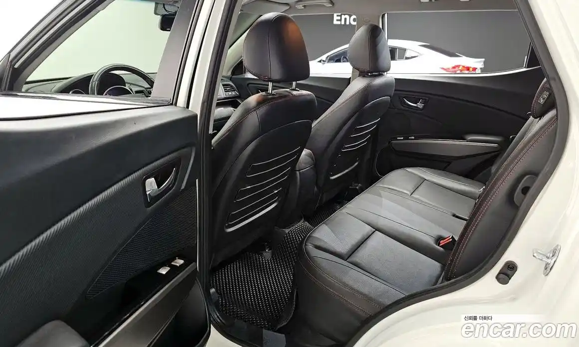 SsangYong TIBOLI 2019 1.6 Автомат в Москве № 1289289, фото 11