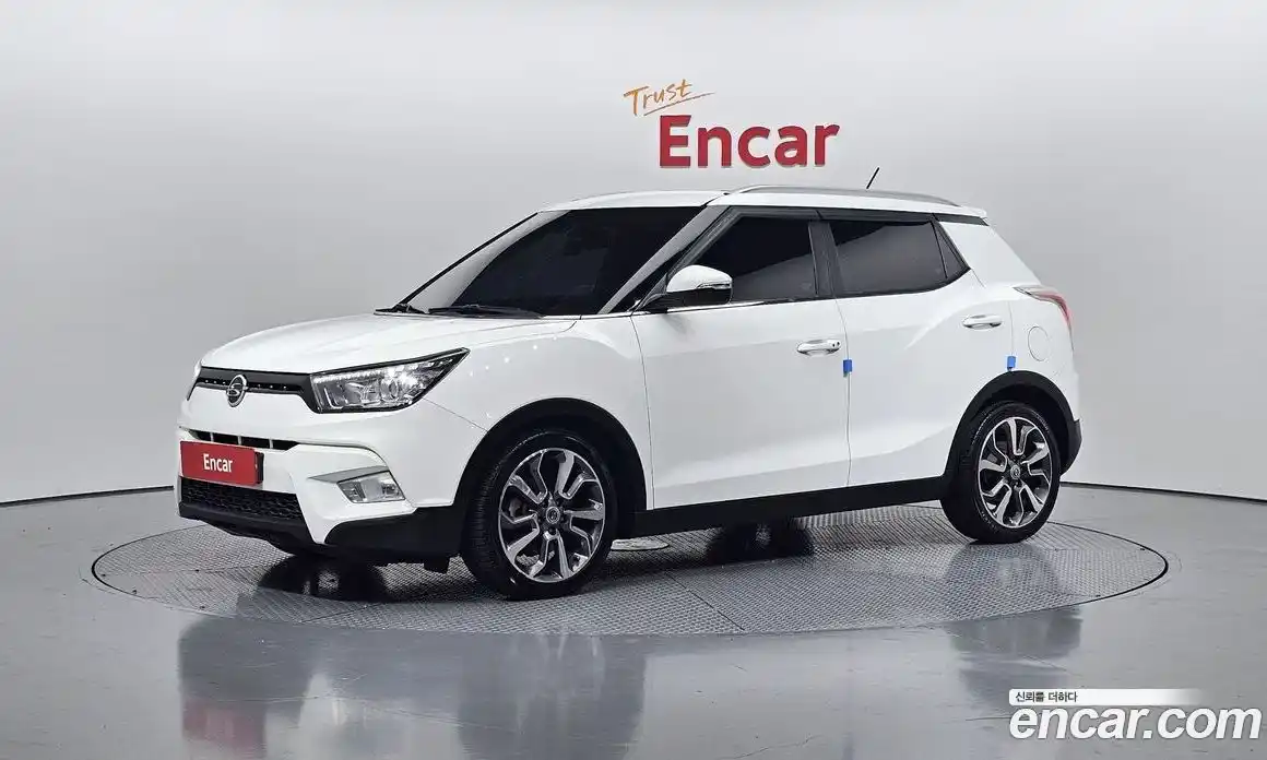 SsangYong TIBOLI 2016 1.6 Автомат в Москве № 1289392, фото 1