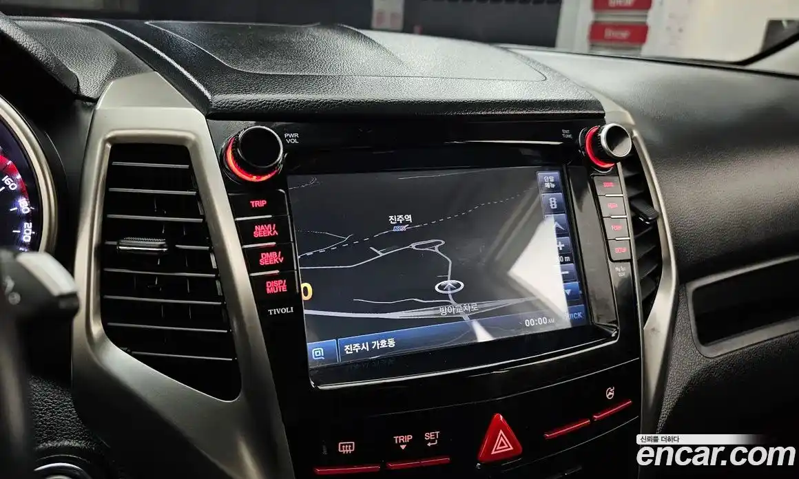 SsangYong TIBOLI 2016 1.6 Автомат в Москве № 1289392, фото 16