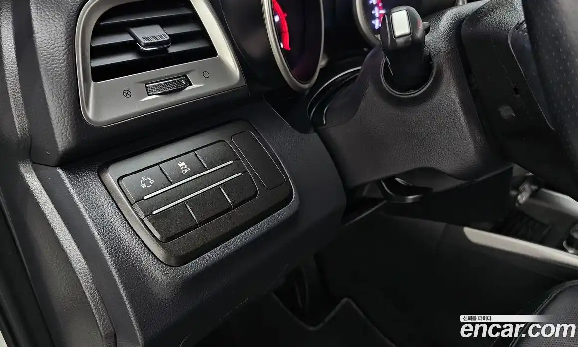 SsangYong TIBOLI 2016 1.6 Автомат в Москве № 1289392, фото 17