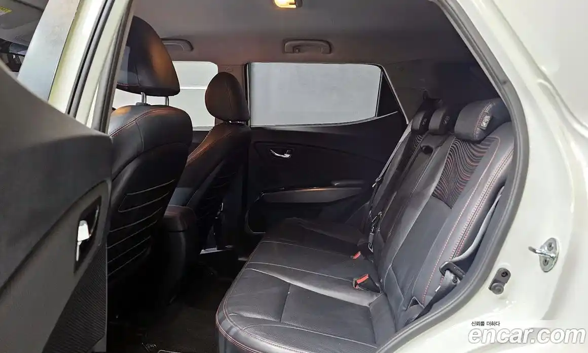 SsangYong TIBOLI 2016 1.6 Автомат в Москве № 1289413, фото 12